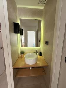 Ένα μπάνιο στο Retiro Residence Zafiro