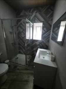 Bilik mandi di A Casa da Aldeia 1 Belmonte