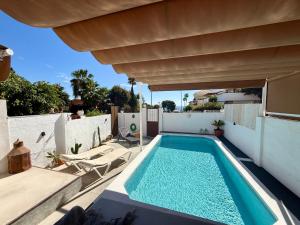 Hồ bơi trong/gần Casa Colibrí con piscina privada