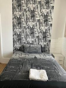 Postel nebo postele na pokoji v ubytování Shared homestay near Stratford
