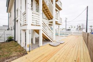 Gallery image of Double Dunes! Heated Pool with Ocean Views! in Port Aransas