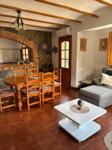 Χώρος καθιστικού στο RuralRusticHome