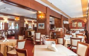 Restaurace v ubytování Elina Hotel