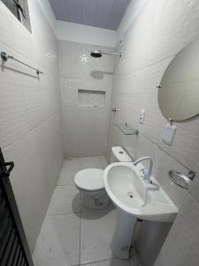 Et badeværelse på Lindo apartamento mobiliado - Belém Centro + 11 billeder