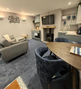 Et tv og/eller underholdning på Driftwood Den