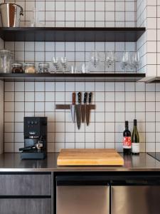 Una cocina o cocineta en Ogee Guesthouse 32 fotos más