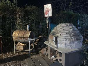 Gril dostupný pro hosty v prázdninového domu