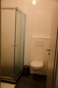 Koupelna v ubytování Apartment Lidická Slavkov, 4 person + 2 fotografie