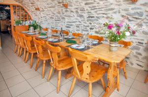 Restaurace v ubytování La Roche du Croue