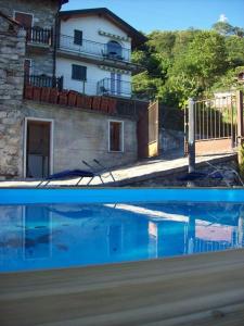 The swimming pool at or close to Casa delle Camelie