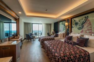 Postel nebo postele na pokoji v ubytování Adalya Elite Lara Hotel - Ultra All Inclusive
