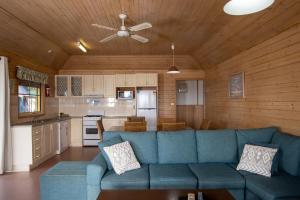 Dapur atau dapur kecil di Batemans Bay Marina Resort