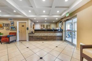 Ο χώρος του λόμπι ή της ρεσεψιόν στο Comfort Inn & Suites Orem - Provo