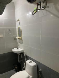 Ένα μπάνιο στο Villa11 at french colony