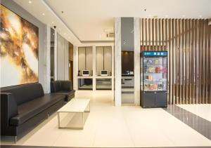 Ο χώρος του λόμπι ή της ρεσεψιόν στο City Comfort Inn Nanning Normal University Mingxiu Metro Station