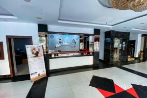 Khu vực lounge/bar tại Lucky Star Hotel Near Harbour Bay Batam +47 ảnh