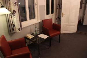 Posezení v ubytování Hotel Garni Zur Linde
