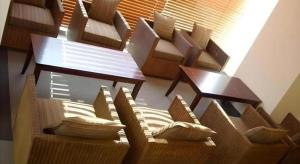 a room with chairs and a table and a couch at Shirako New Seaside Hotel in Shirako +113 photos