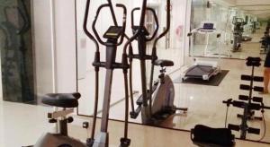 Fitness centrum a/nebo fitness zařízení v ubytování KTC HOTEL