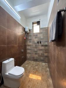 Φωτογραφία από το άλμπουμ του Estillo -River touch, Mountain view σε Mundhwa