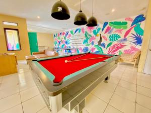 Biliár nebo kulečník v ubytování villa puncak ressort