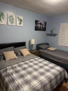 Postel nebo postele na pokoji v ubytování 3 Bedroom 2min to Dodger Stadium