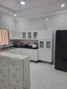 Kuchyň nebo kuchyňský kout v ubytování ISeedy Apartment