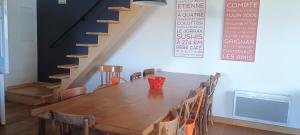 Kép Maison d'hôtes chaleureuse a Usson-en-Forez szállásáról Usson-en-Forez városában a galériában