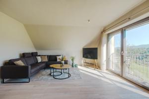 Gallery image of Neues stilvolles Ferienhaus Südsteiermark in ruhiger Lage top Aussicht inkl Wallbox in Eibiswald