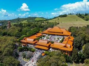 an overhead view of a building with orange roofs at Tranquil 3br Thome W Spa Bath, Bbq & Ev Parking in Wollongong