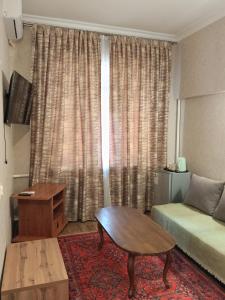 Μια τηλεόραση ή/και κέντρο ψυχαγωγίας στο Сарканд