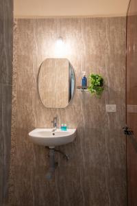 Koupelna v ubytování Braganza Bayt + 25 fotografií