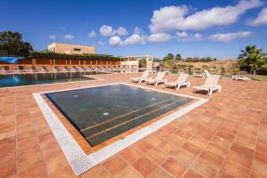 Hồ bơi trong/gần The Navigator - Colombus Apartments & Villas