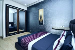 Postel nebo postele na pokoji v ubytování Modern 1BR Belvedere