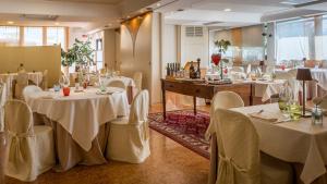 Εστιατόριο ή άλλο μέρος για φαγητό στο Hotel Umbria