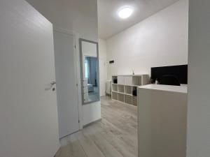 Μια τηλεόραση ή/και κέντρο ψυχαγωγίας στο Piave Room & Relax