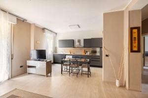 Η κουζίνα ή μικρή κουζίνα στο Appartamento tra Museo Ferrari, stazione e centro