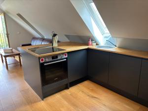 Imagen de la galería de Tranquil Pond View Loft Retreat in Sudbury, en Bulmer