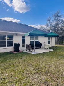 Budova, kde se prázdninový dům nachází