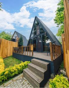 Budova, kde se prázdninový dům nachází