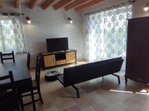 Φωτογραφία από το άλμπουμ του La grange de robin σε Bournand