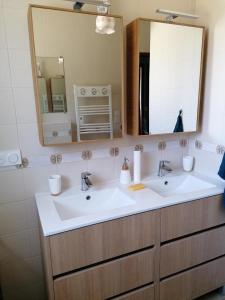 Φωτογραφία από το άλμπουμ του La promenade σε Couhé-Verac