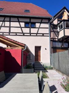 Budova, kde se prázdninový dům nachází