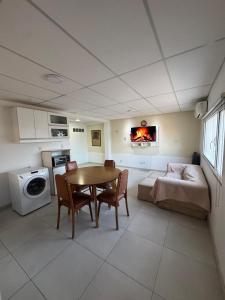 Køkken eller tekøkken på Casa Serena Rio dos