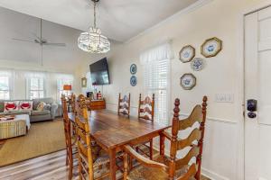 Gallery image of The Wave Dancer in Holden Beach