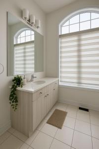 Fotografie z fotogalerie ubytování Lux 3 Bedroom Home near Public Transit v destinaci Brampton