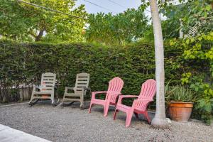 En have udenfor Key Lime Cottage + 3 billeder