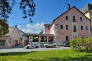 Budova, v ktorej sa hotel nachádza