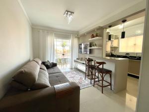 Kuchyň nebo kuchyňský kout v ubytování Apartamento 3 quartos em Bombas