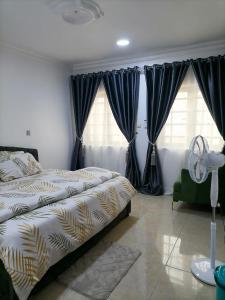 Φωτογραφία από το άλμπουμ του Cozy 3-Bedroom Duplex in Lekki σε Ogudu